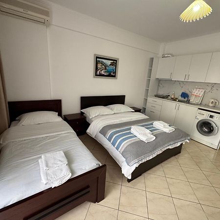 Comfort Apartments Promenade Sarandë Esterno foto