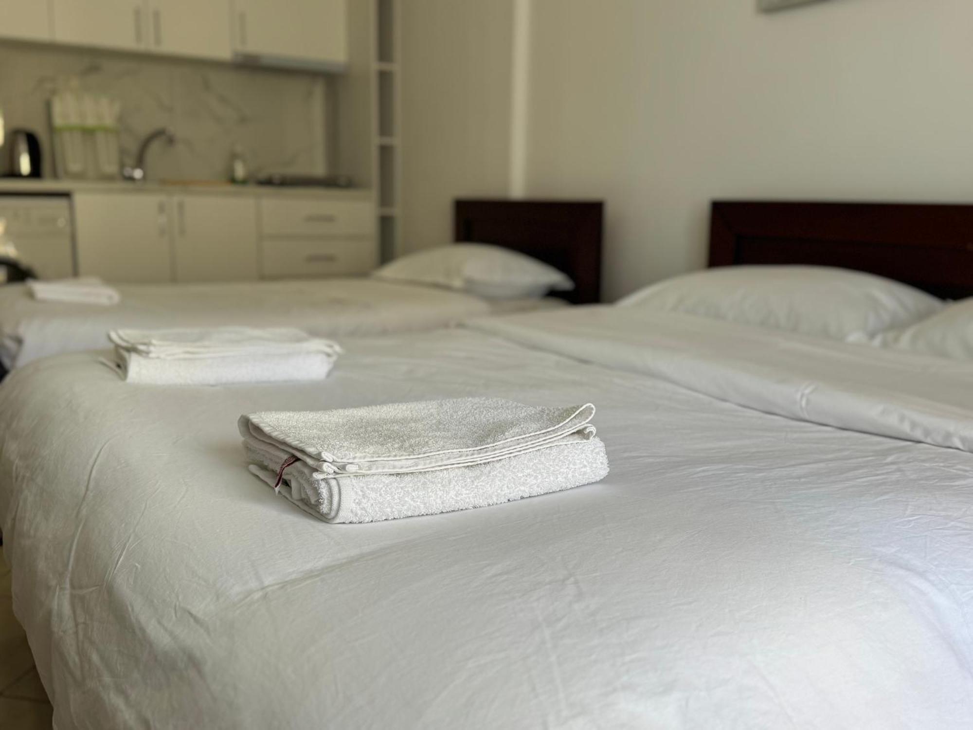Comfort Apartments Promenade Sarandë Esterno foto