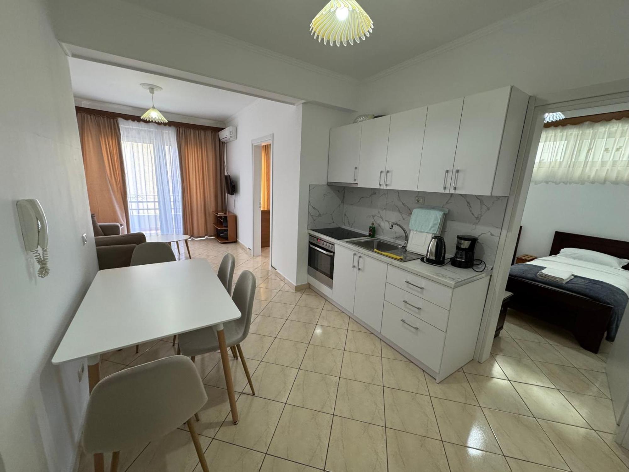 Comfort Apartments Promenade Sarandë Esterno foto