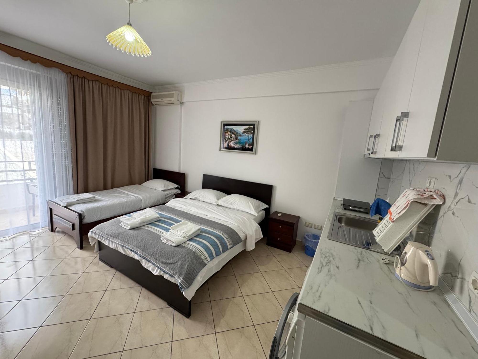 Comfort Apartments Promenade Sarandë Esterno foto