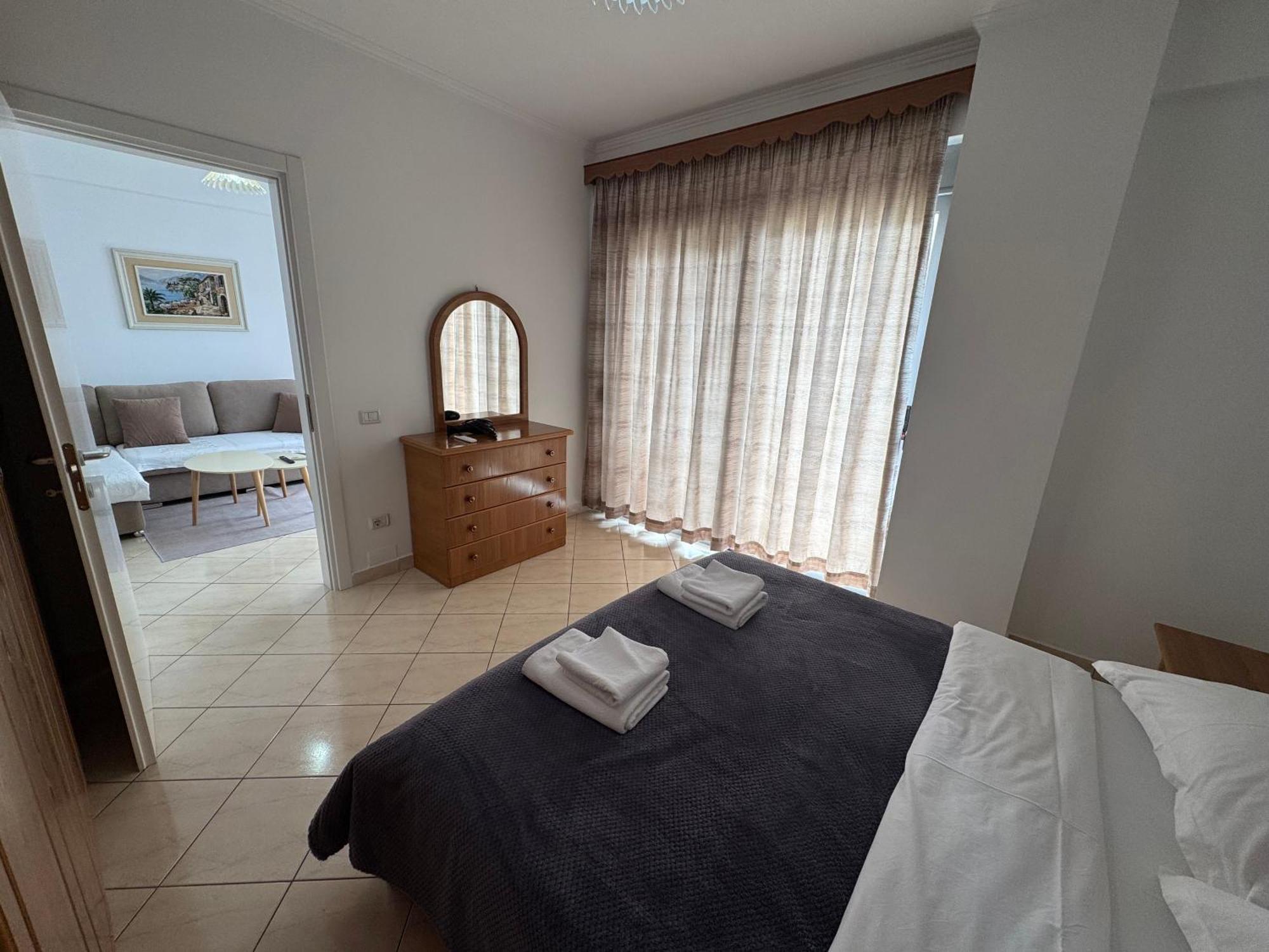 Comfort Apartments Promenade Sarandë Esterno foto