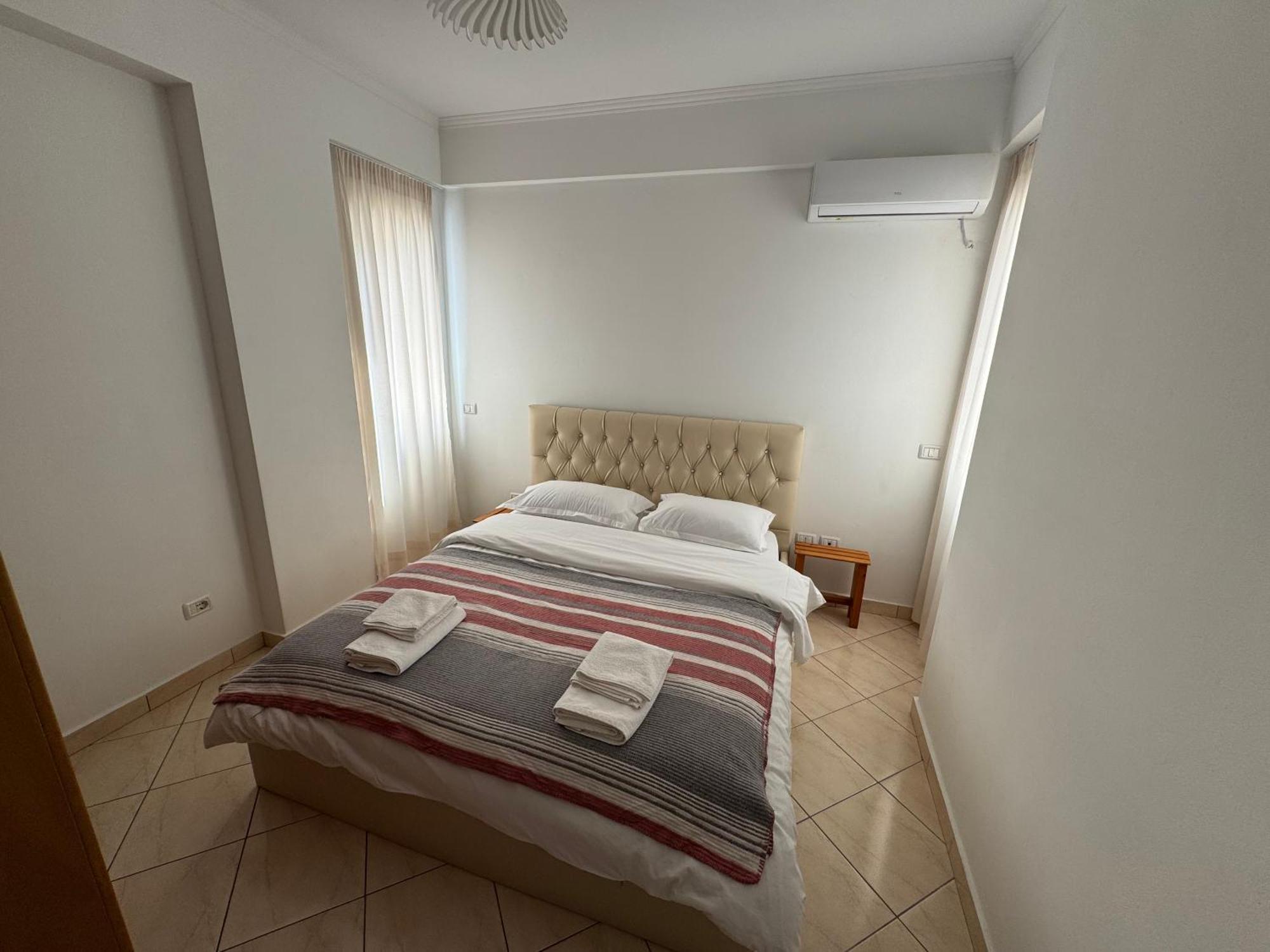 Comfort Apartments Promenade Sarandë Esterno foto
